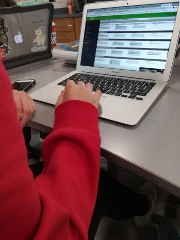 LHWHS counselors change scheduling timeline