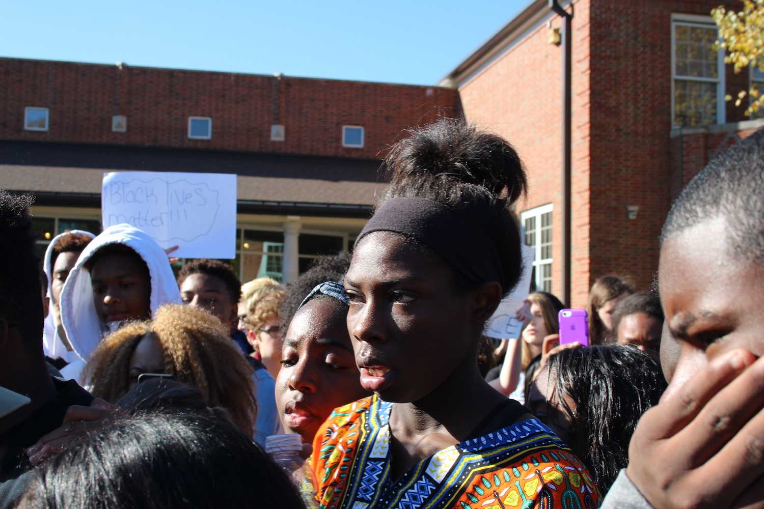 Ladue students leave school to protest at Administrative Center