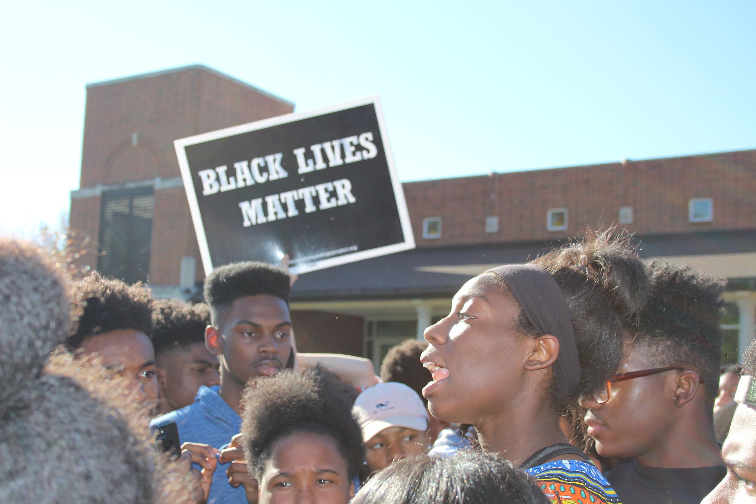 Ladue students leave school to protest at Administrative Center