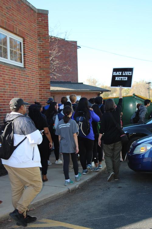 Ladue students leave school to protest at Administrative Center