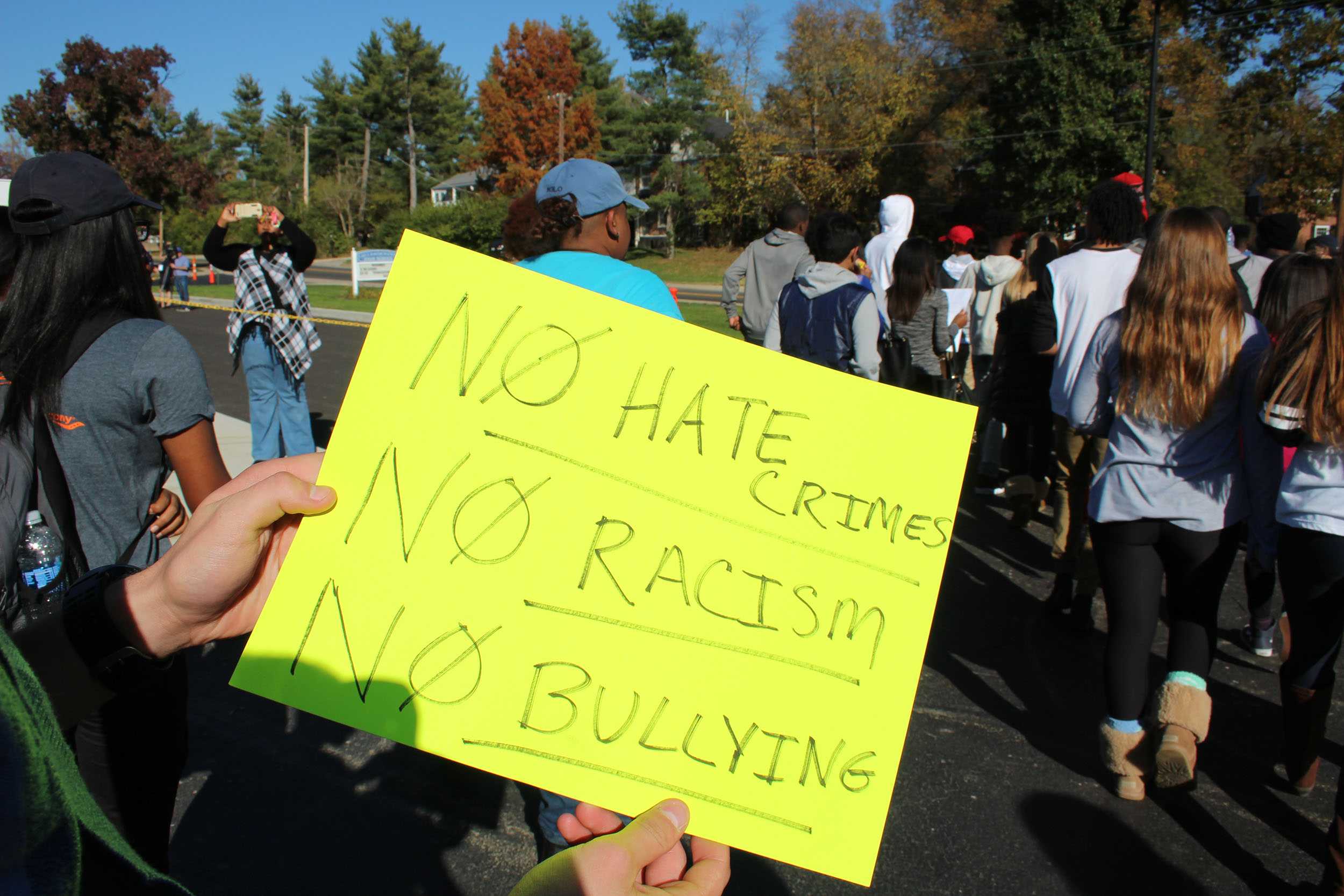 Ladue students leave school to protest at Administrative Center