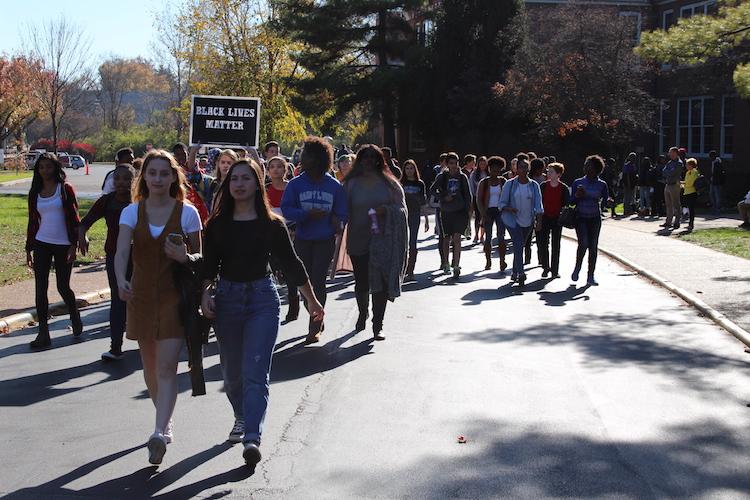 Ladue students leave school to protest at Administrative Center