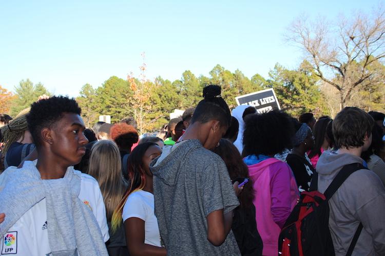 Ladue students leave school to protest at Administrative Center