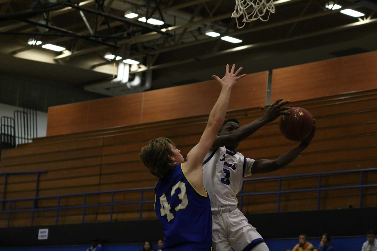 Ladue Boys Basketball vs John Burroughs (Photo Gallery)