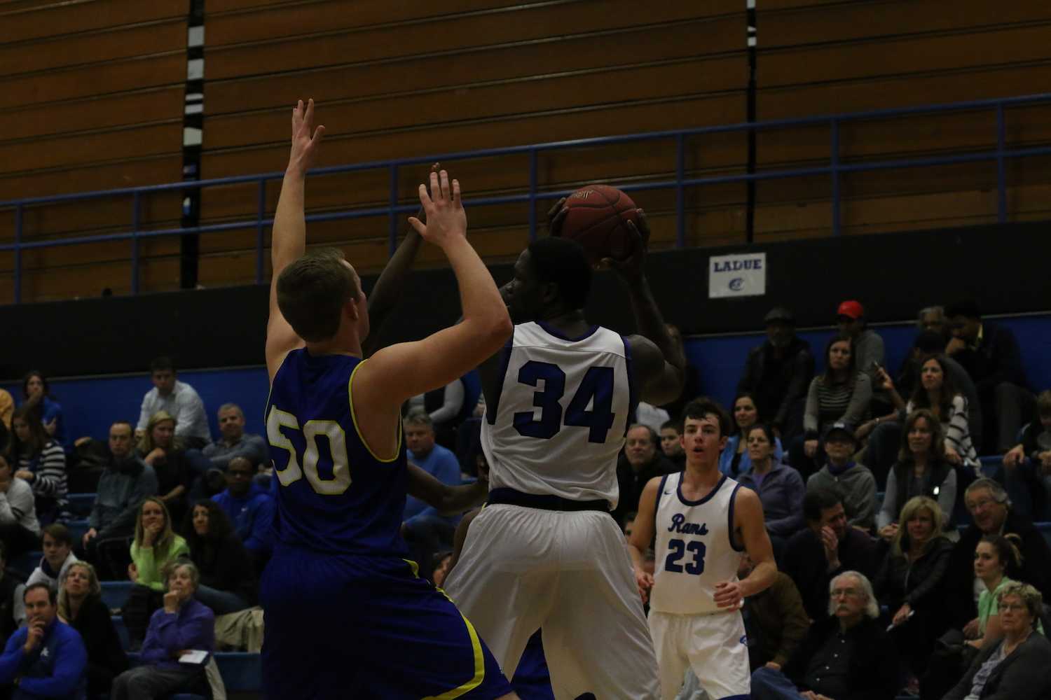 Ladue Boys Basketball vs John Burroughs (Photo Gallery)