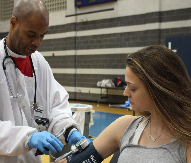 Senior Taylor Korte donates her blood to people in need. 
