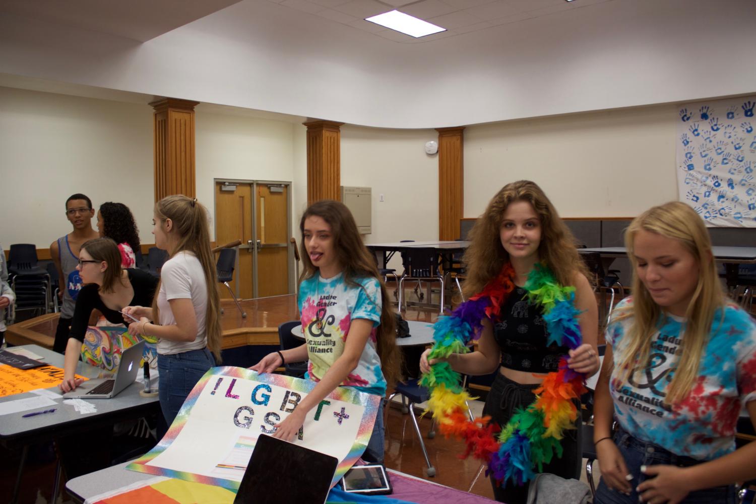 Photo Gallery: Activities Fair