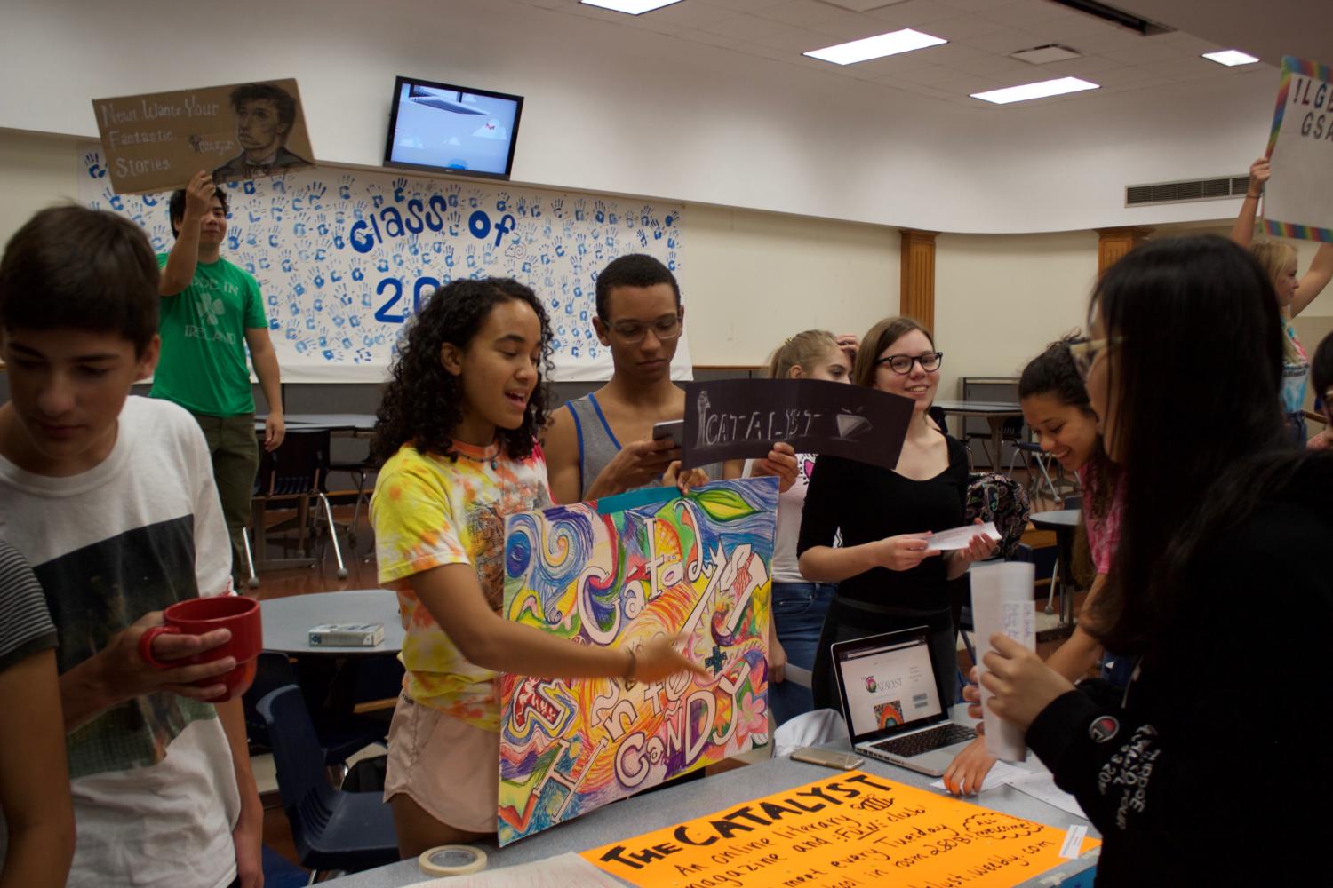 Photo Gallery: Activities Fair