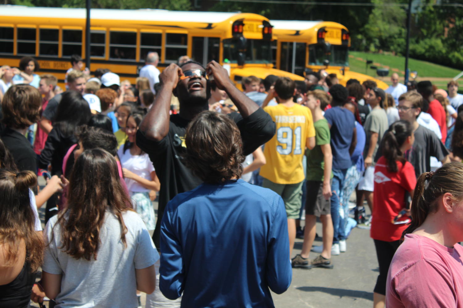 Photo Gallery: Ladue Students Watch Eclipse