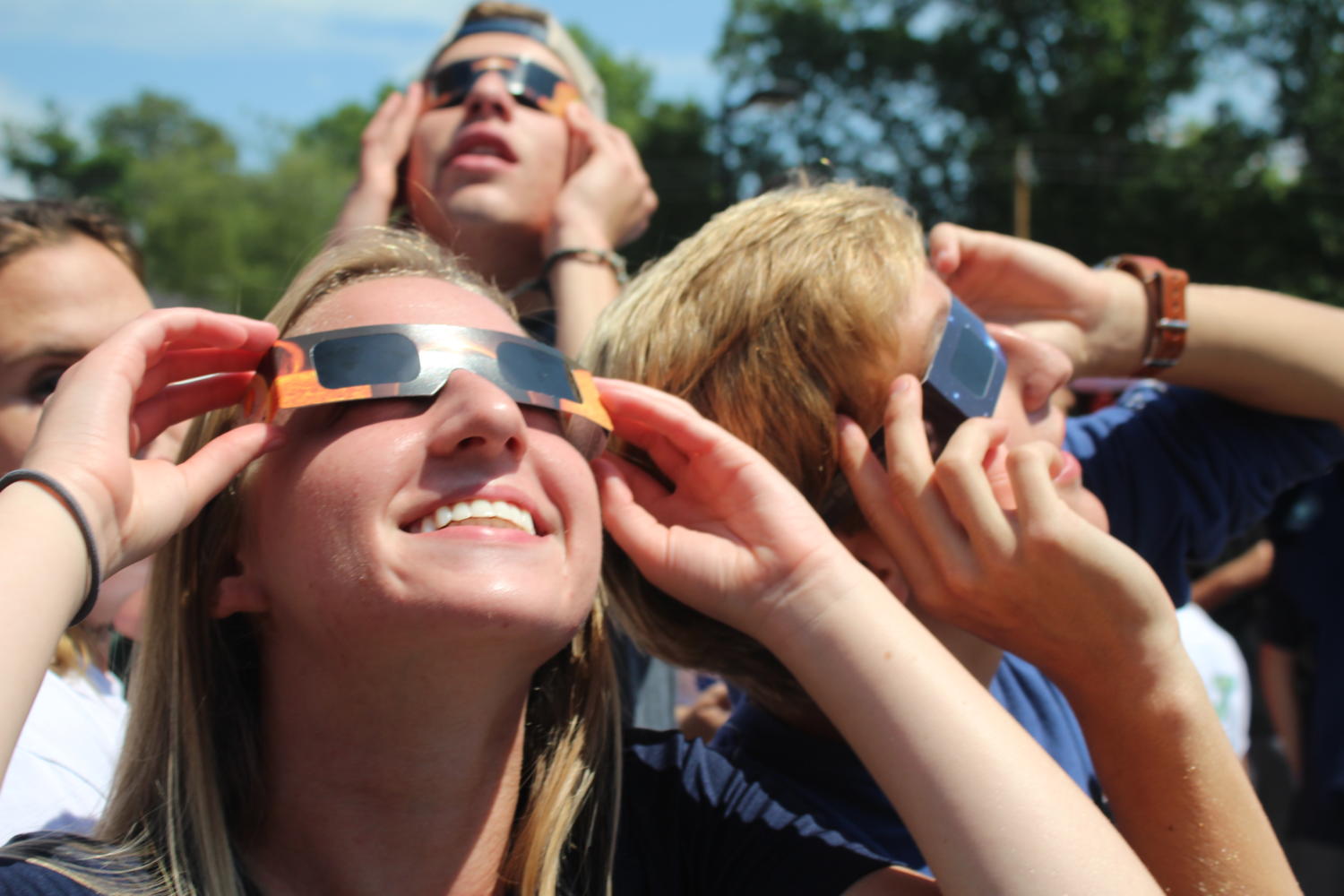 Photo Gallery: Ladue Students Watch Eclipse