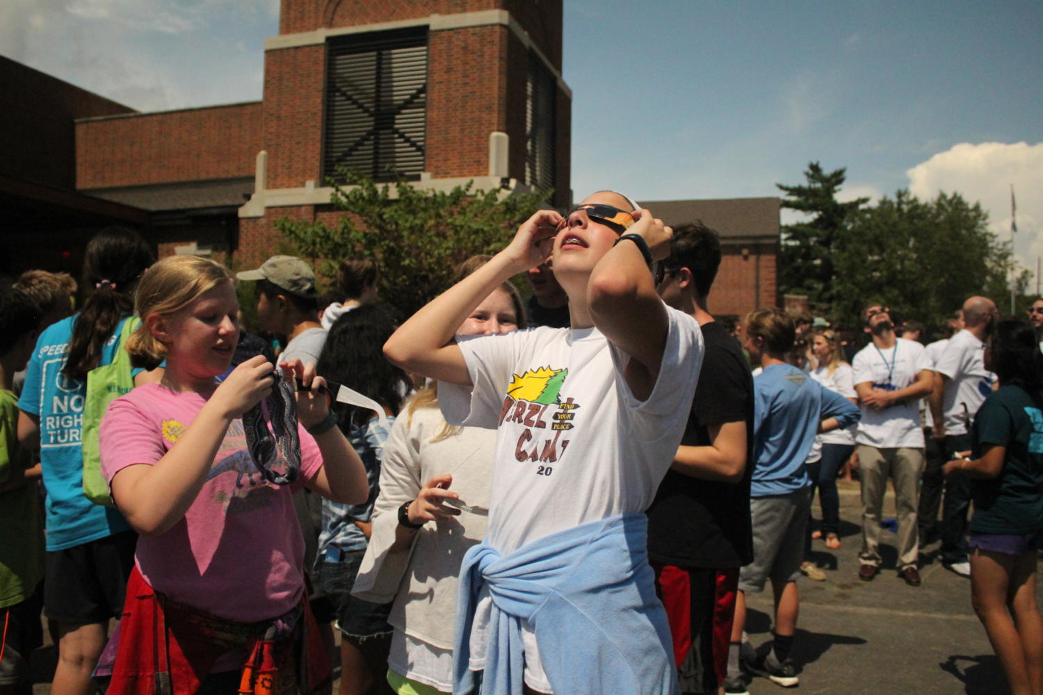 Photo Gallery: Ladue Students Watch Eclipse