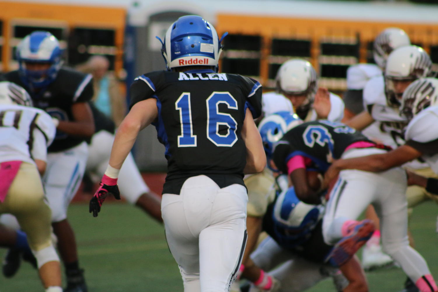 Photo Gallery: Ladue vs Windsor (Varsity football)