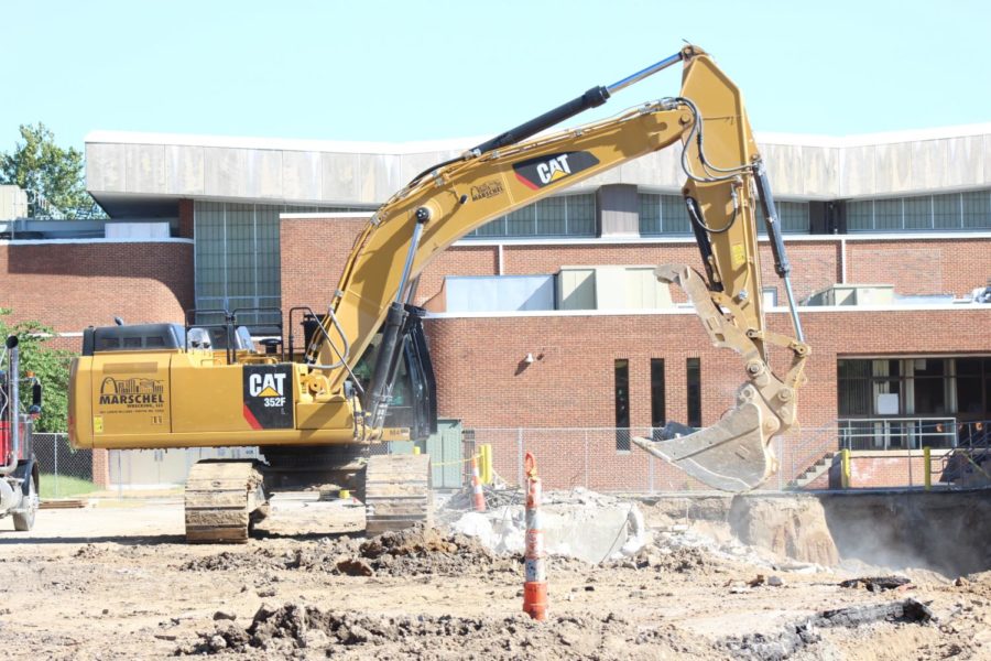 Construction continues over Winter Break while students and staff vacate the building. 
