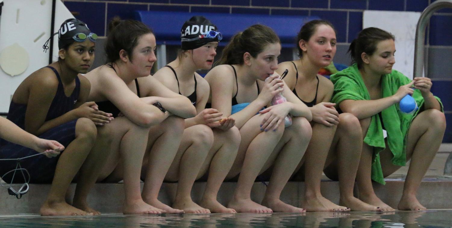 Photo Gallery: Ladue vs Parkway Central (Girls Swimming)