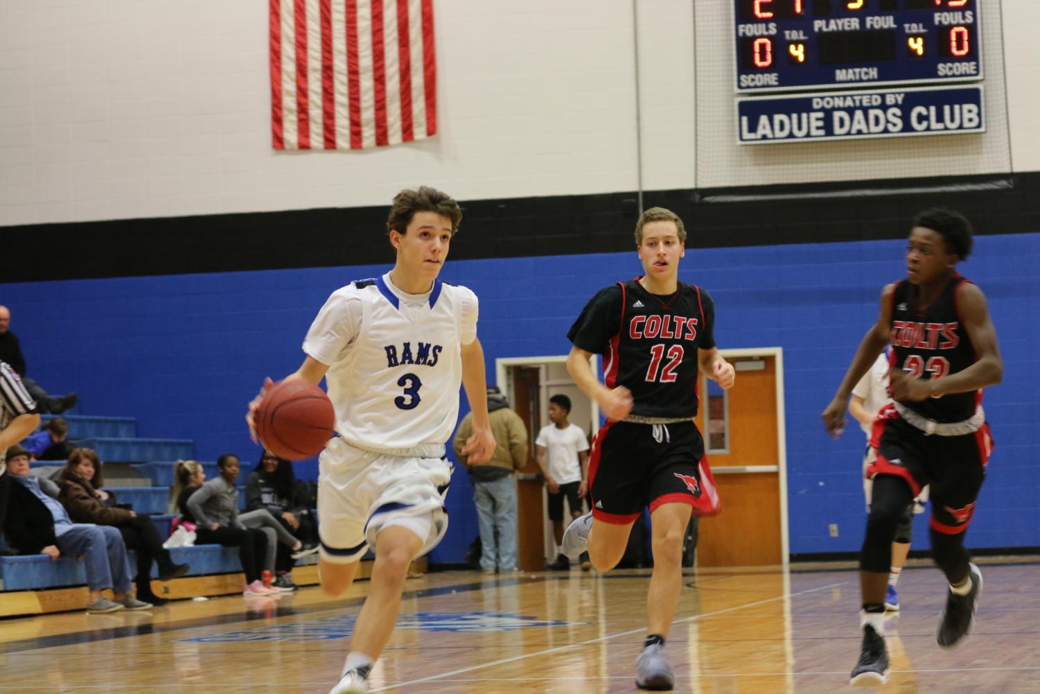 Ladue JV Boys Basketball Team hosts Parkway Central