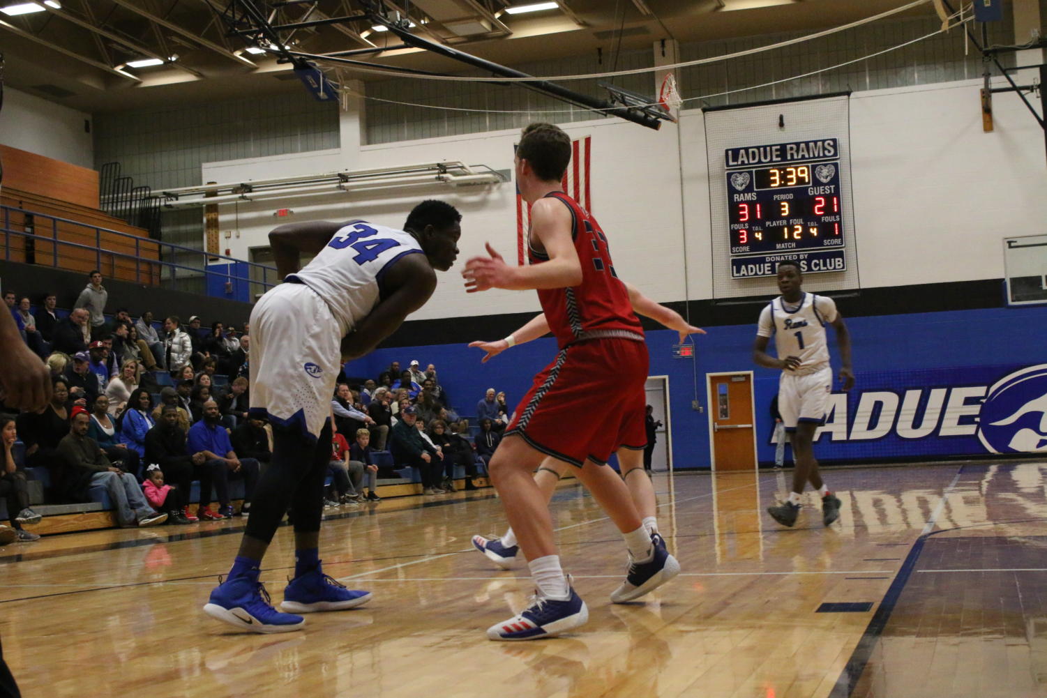 Boys varsity basketball plays Parkway South 1/4