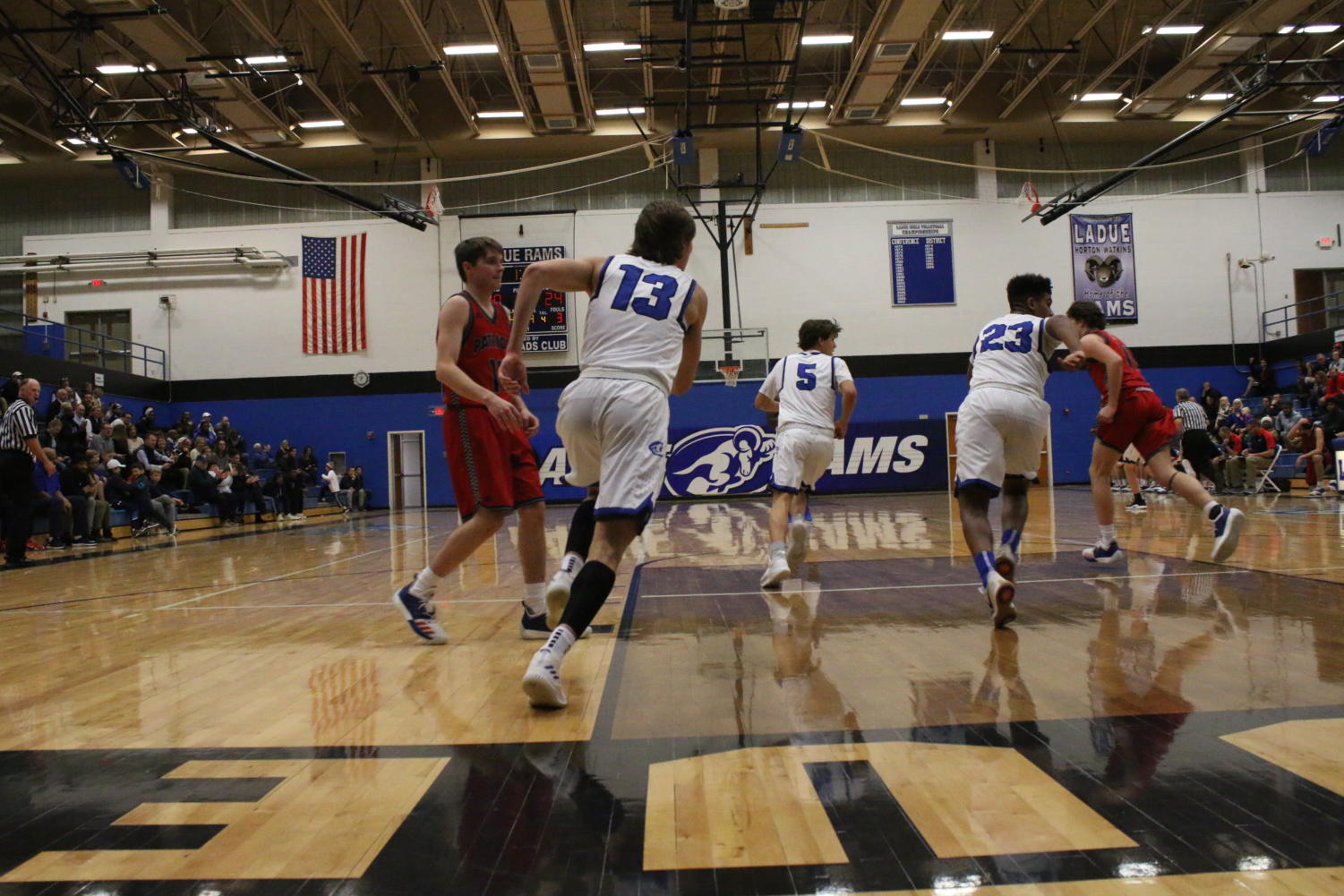 Boys varsity basketball plays Parkway South 1/4