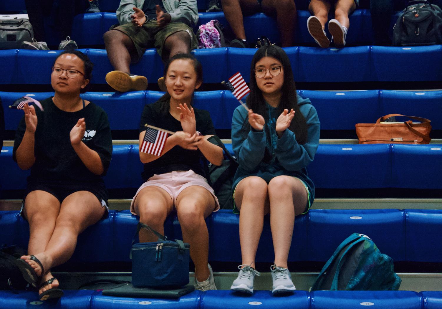 Ladue High School Hosts Naturalization Ceremony