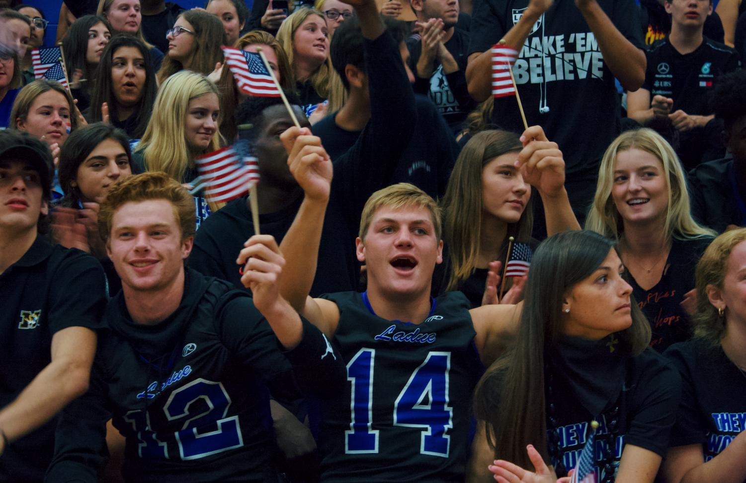 Ladue High School Hosts Naturalization Ceremony