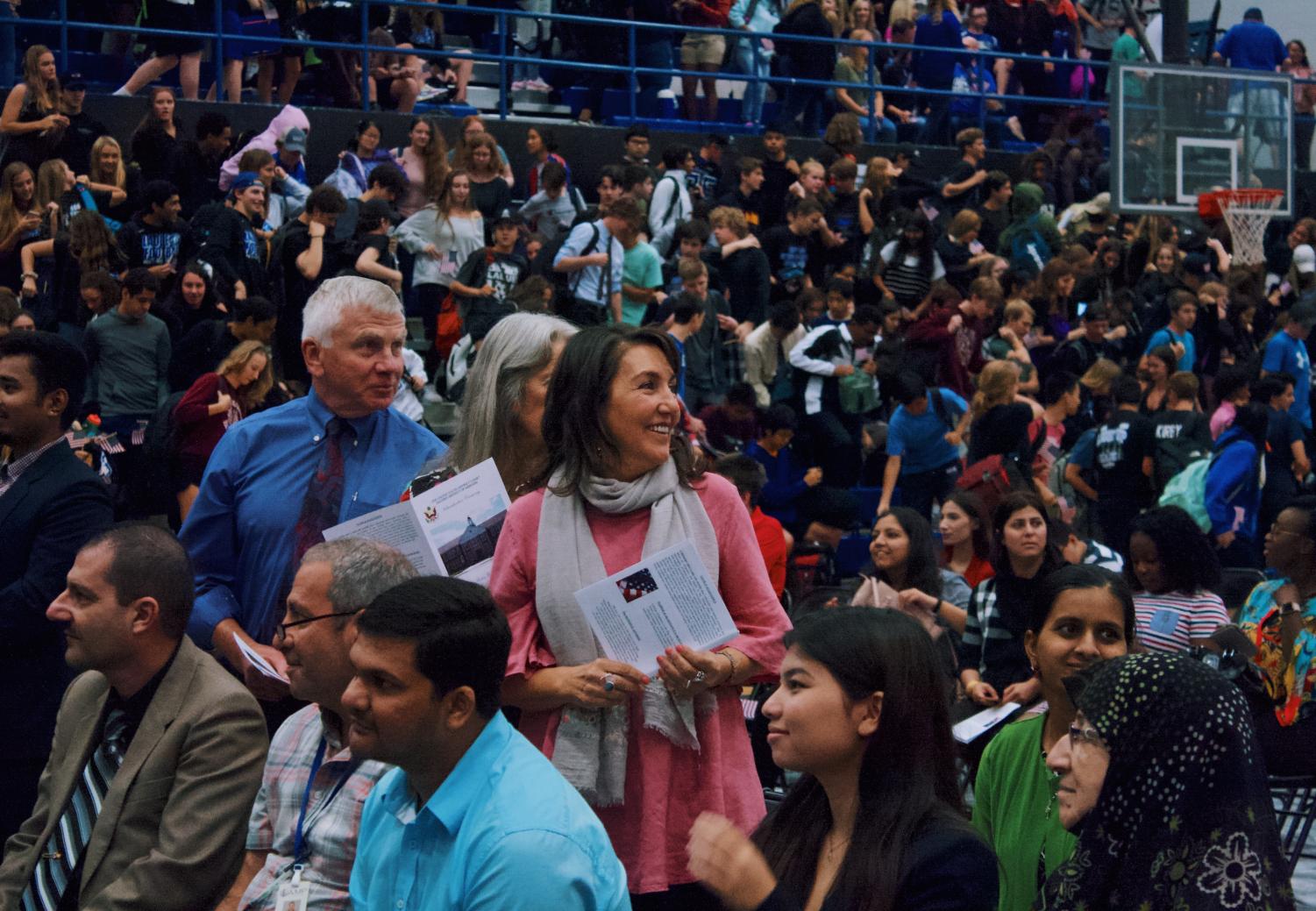 Ladue High School Hosts Naturalization Ceremony