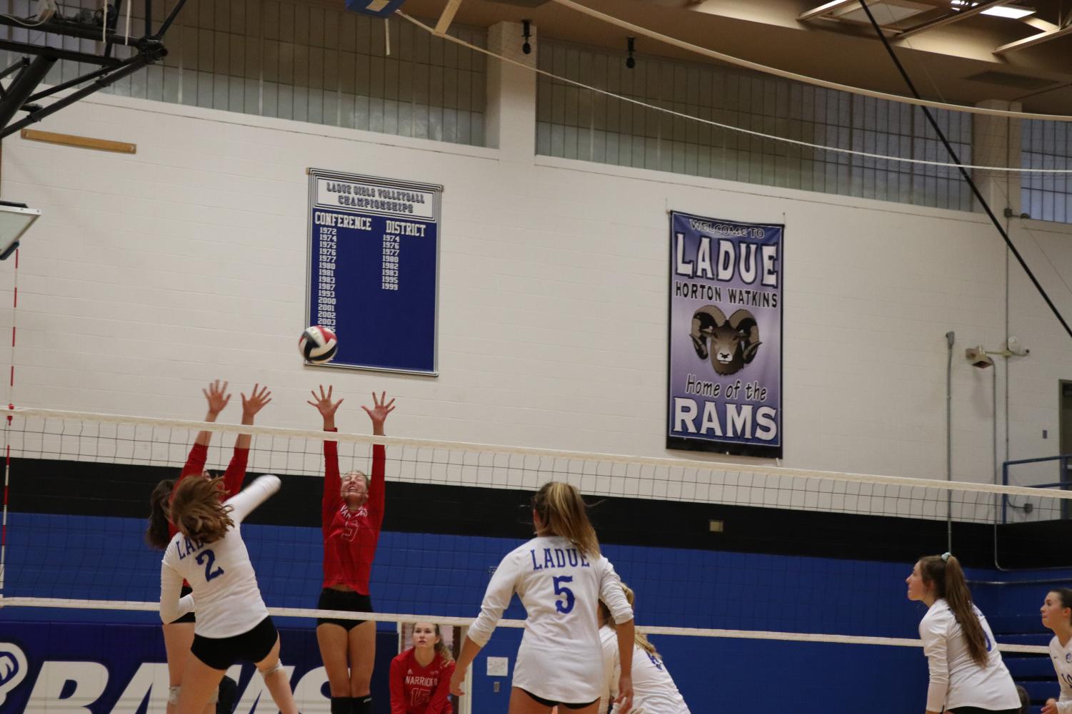 Girls Volleyball Sept. 10 vs. Fox HS