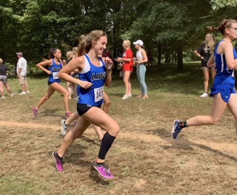 Girls cross country team races in Kentucky and looks ahead to postseason