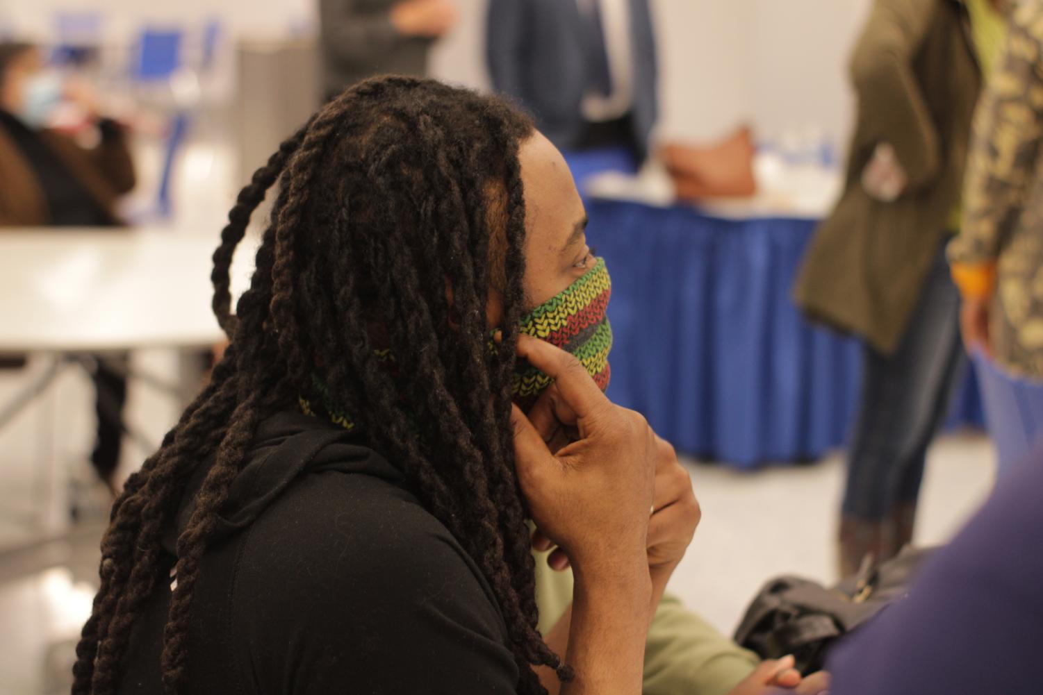 Kisha Lee is inducted as the first Black female president of the Ladue School Board