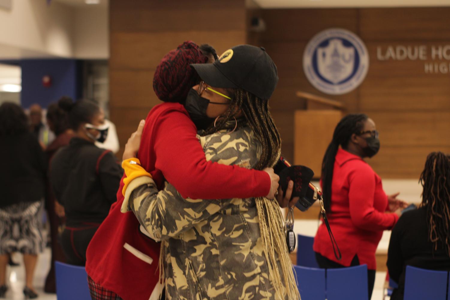 Kisha Lee is inducted as the first Black female president of the Ladue School Board