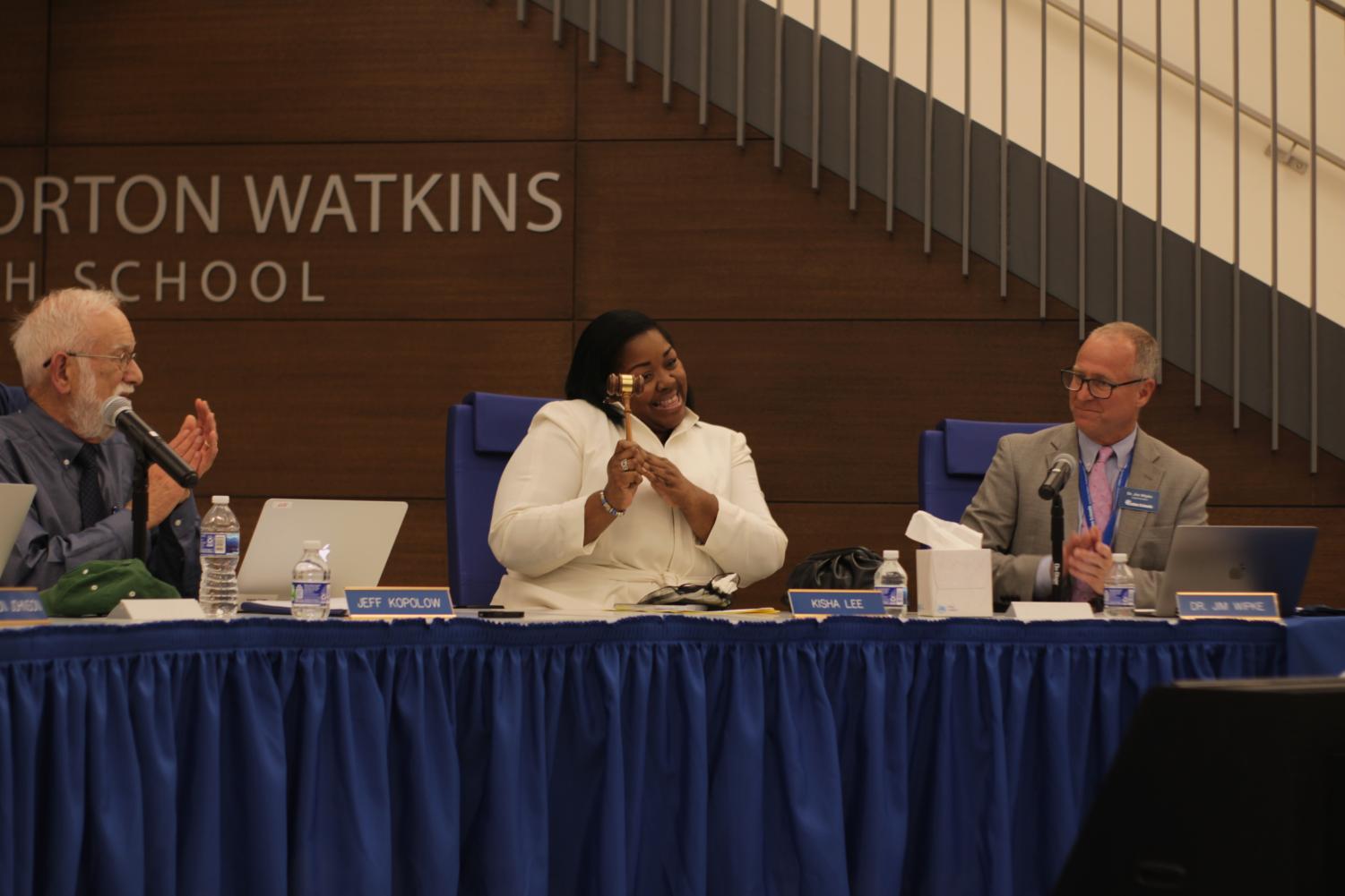 Kisha Lee is inducted as the first Black female president of the Ladue School Board