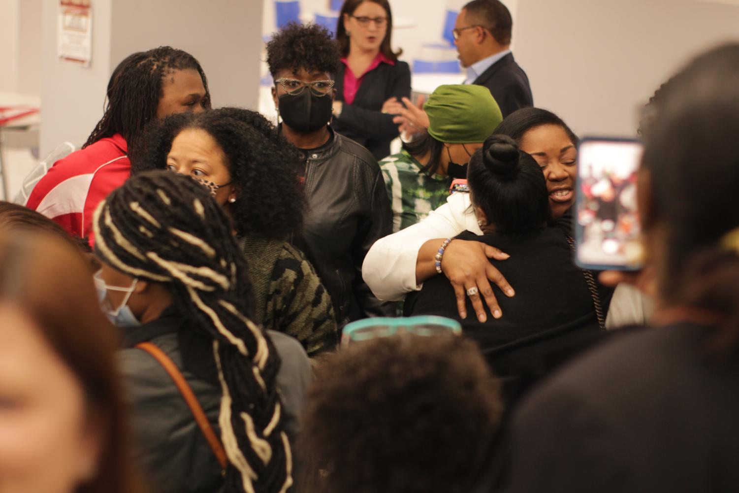 Kisha Lee is inducted as the first Black female president of the Ladue School Board