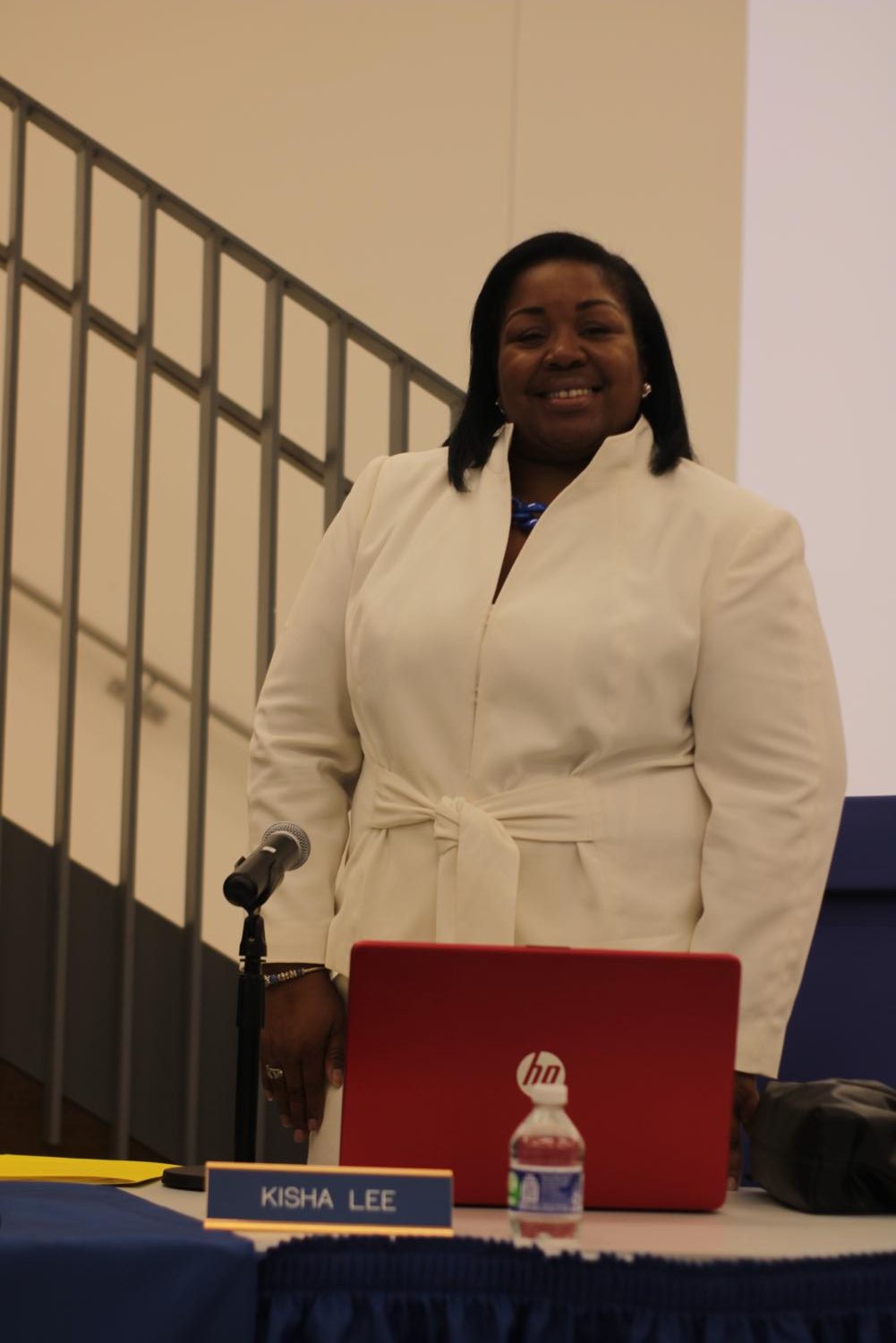 Kisha Lee is inducted as the first Black female president of the Ladue School Board