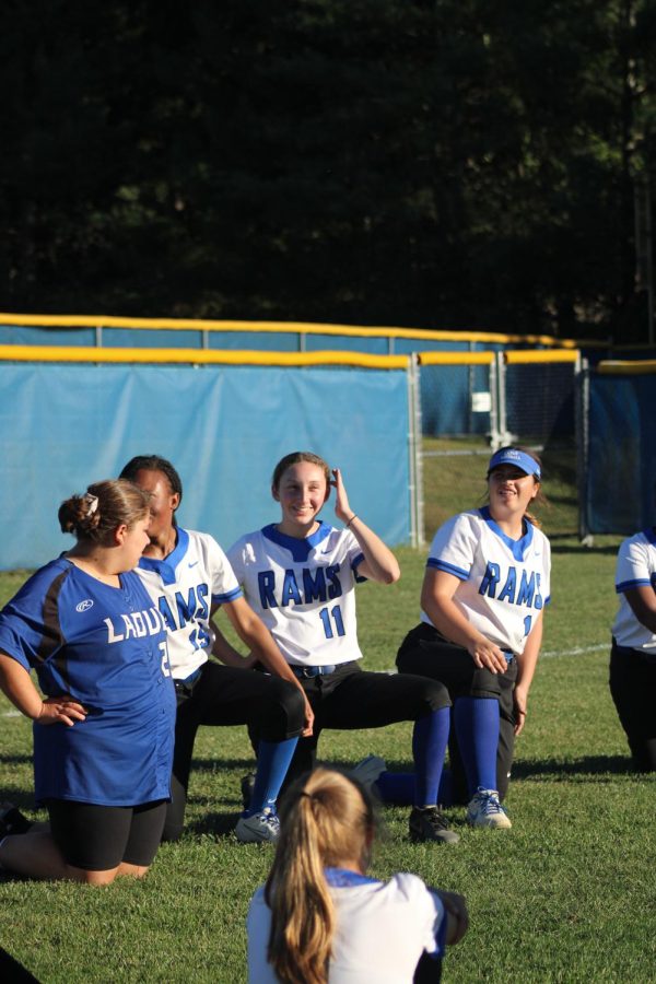 The Varsity girls softball team faced off against Jennings on Wednesday, Sept. 28 at Ladue, and earned at 16-1 win. “Cheering on the seniors, while also feeling completely terrified of the upcoming years being without them was a variety of emotions. It’s also just so fun playing with them and being able to cheer them on and personally I think that’s really what matters the most, just being in the moment of it all.” Freshman Lucy Dempsey said.